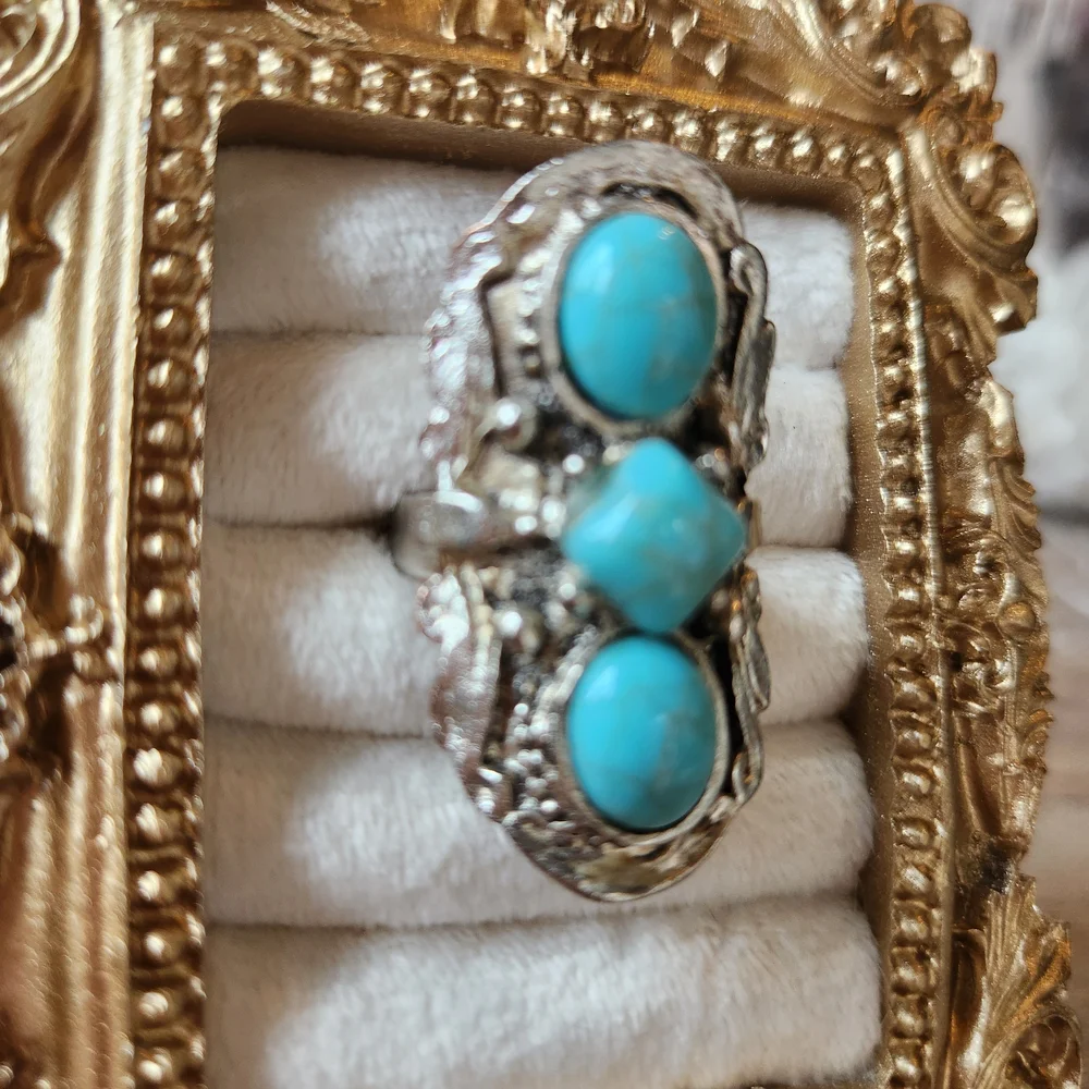 Adjustable Silver and Turquoise Ring, Boho Western Festival Statement Ring - Picture 3 of 6